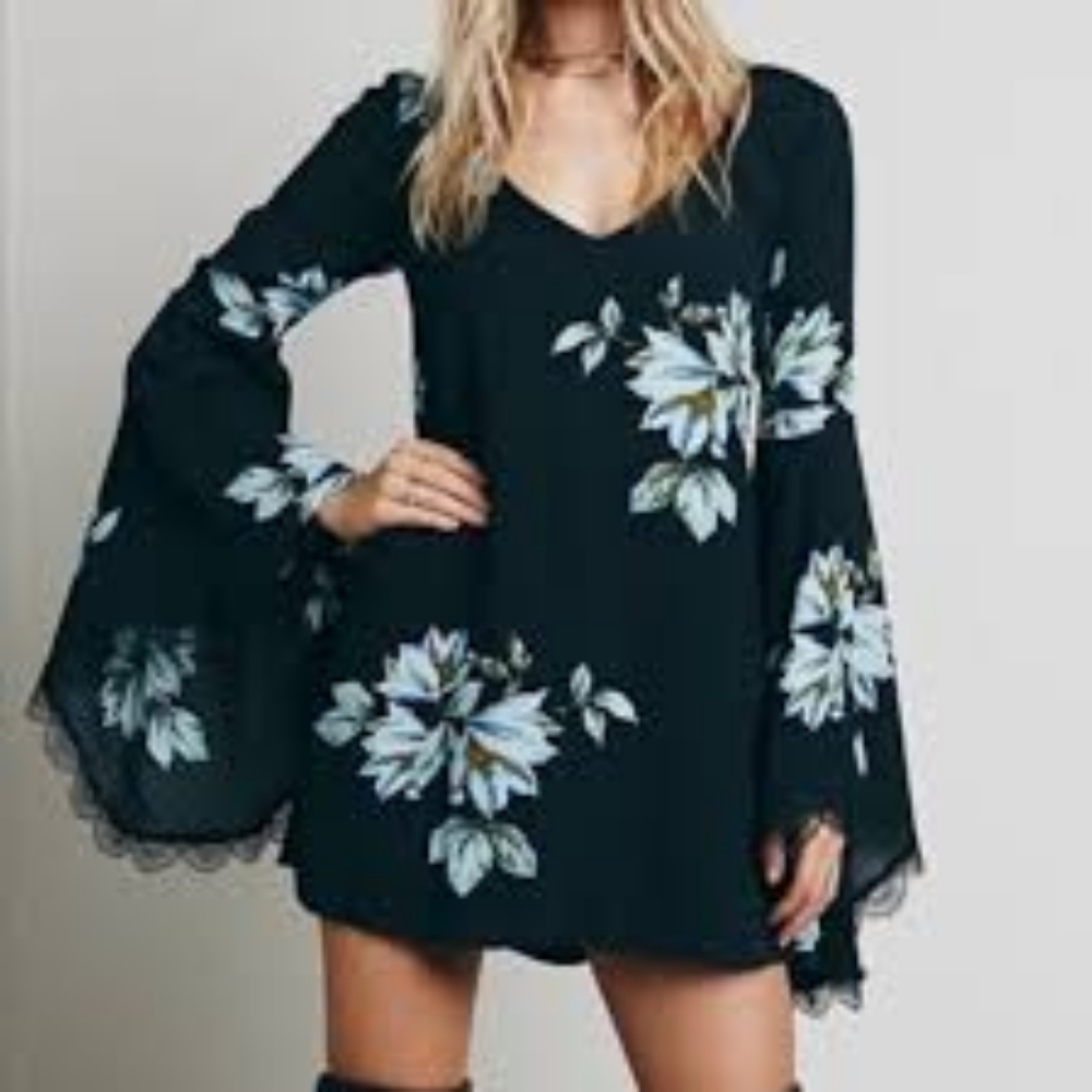 Free People Wanderer Bell Sleeve Dress dark blue Small Peitite